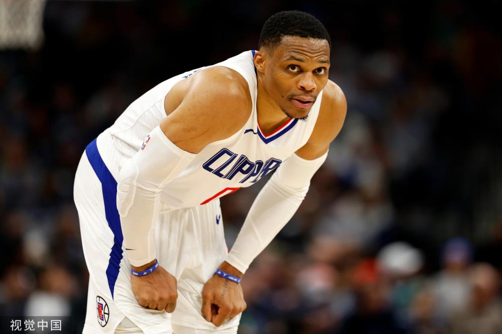 境更加引人 境更加引人